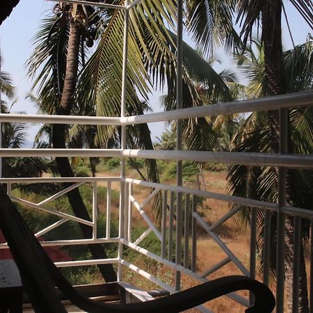 Peravel Beach Holiday Home Candolim Exterior foto